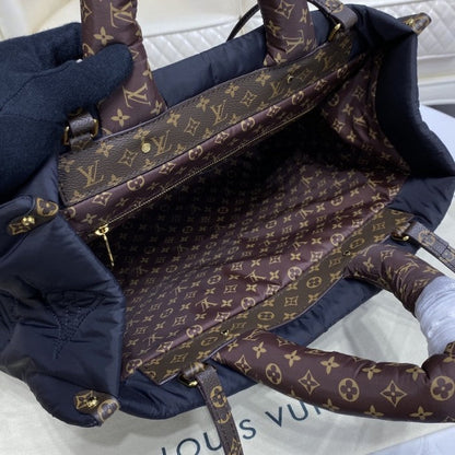 Louis Vuitton OnTheGo GM M59005