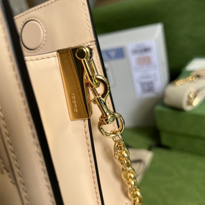 Gucci GG matelassé leather shoulder bag beige ý702200