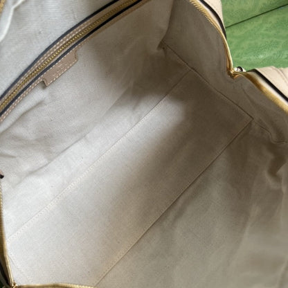 Gucci GG matelassé leather top handle bag beige ý702242