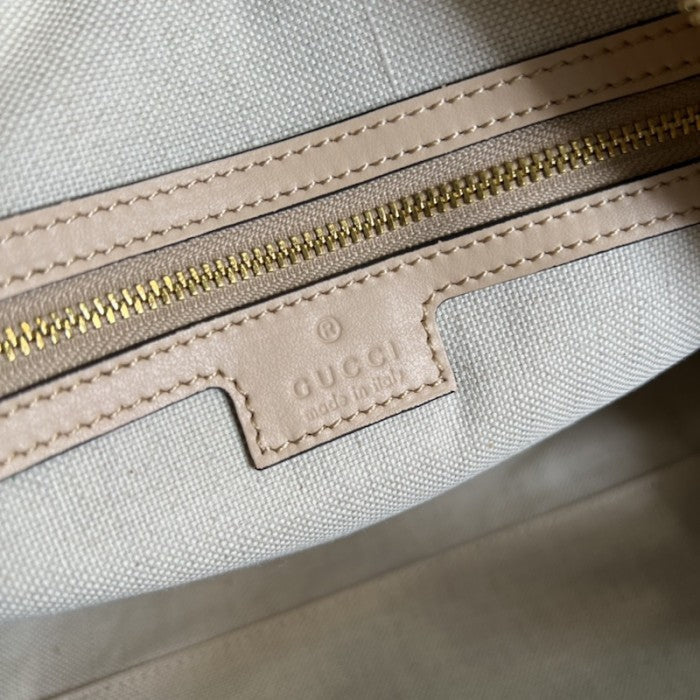 Gucci GG matelassé leather top handle bag beige ý702242