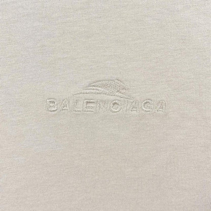 Balenciaga Year Of The Tiger T-shirt Medium Fit in Cream