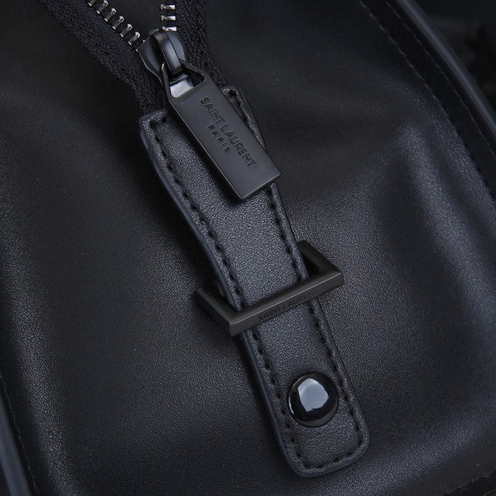 Saint Laurent Classic Cabas Y-Ligne Leather Tote Bag Black / Black